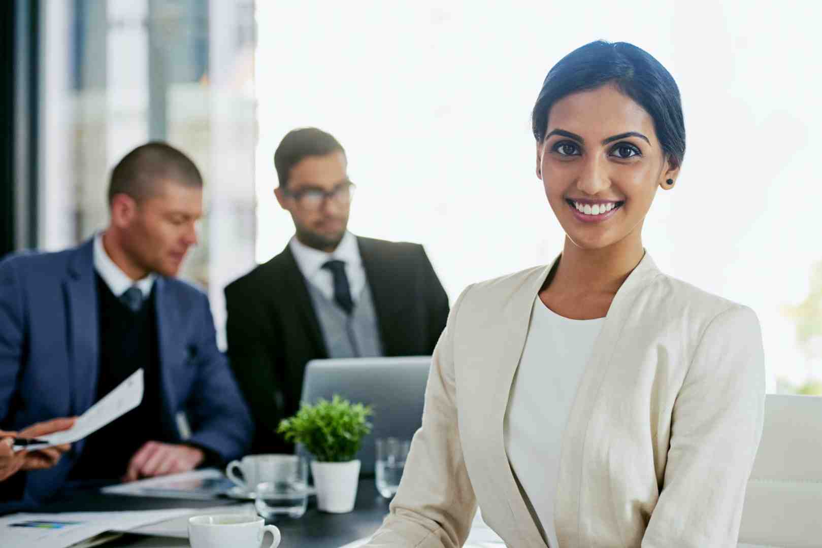 How Executive Coaching Creates Decision-Making Confidence Under Pressure